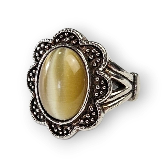 CATSEYE Glass Flower Ring Oxidized Silver Tone Yellow Oval Cabochon Vtg Size 7 - Picture 1 of 7